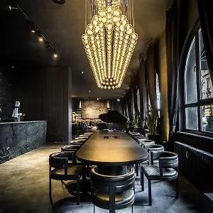 Black Otel