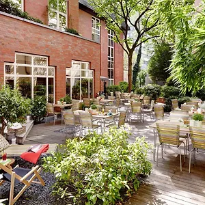 Lindner Plaza Otel